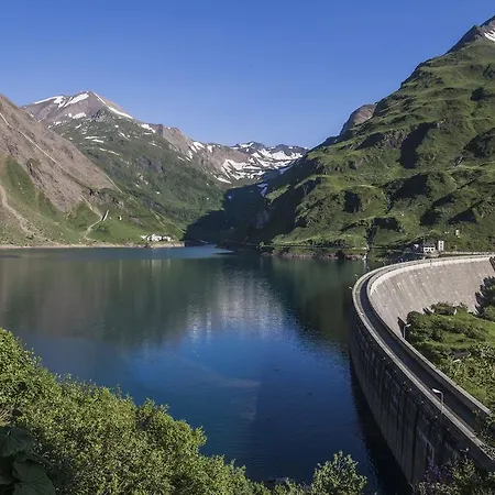 Отель Rotenthal *